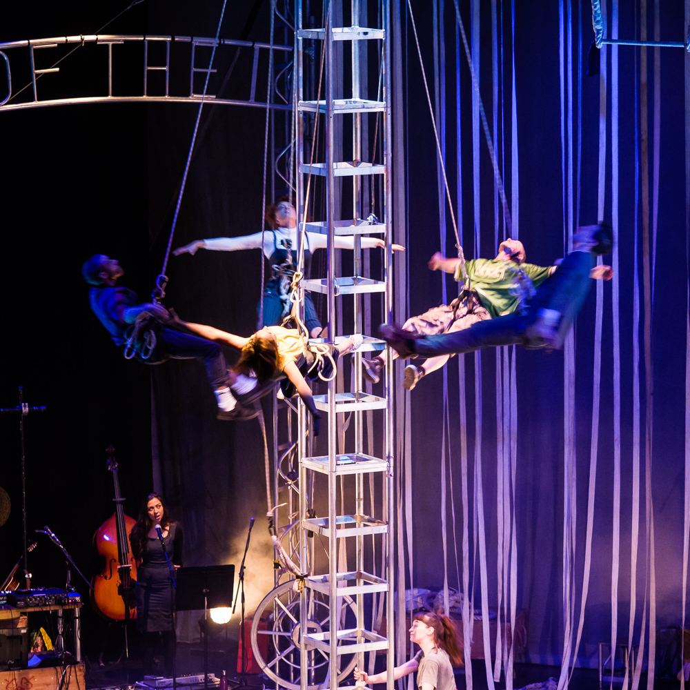 Pirates of the Carabina in Brighton, stage lighting by James Loudon